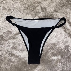 Aurelle knot bikini bottoms